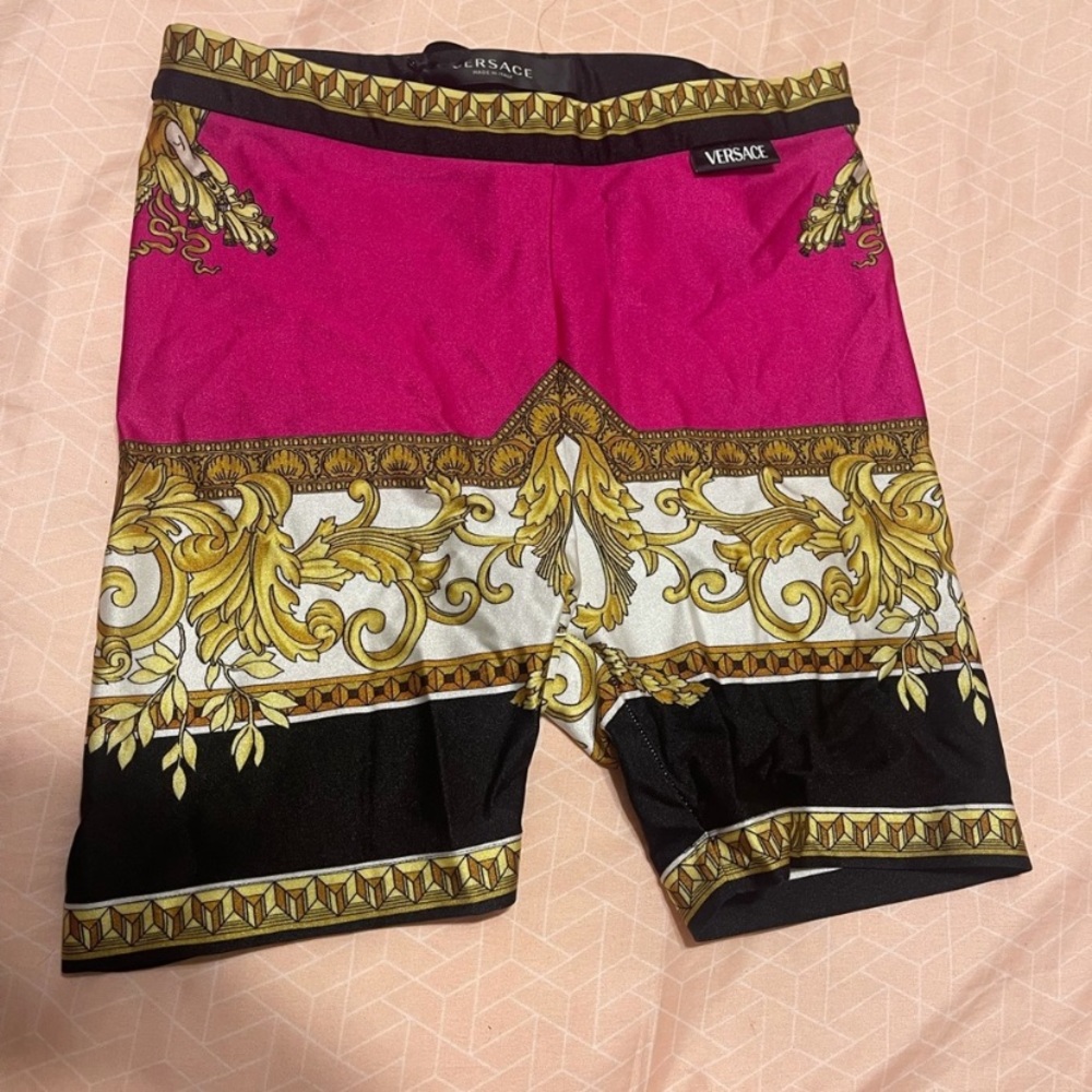 ❌SOLD❌- Versace baroque biker shorts